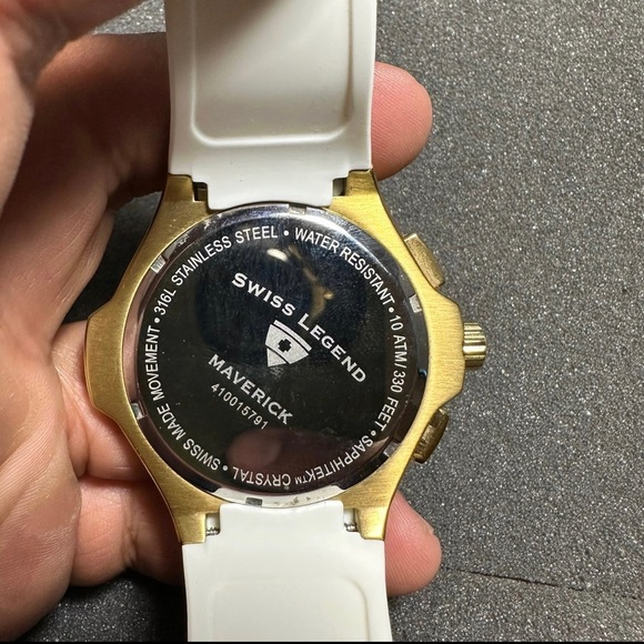 Swiss Legend Maverick Chronograph Diver Watch Gold Bezel White Dial/band Working - Picture 6 of 8